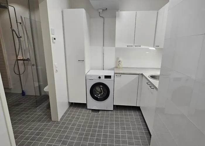 Luxury Pannu Ροβανιέμι